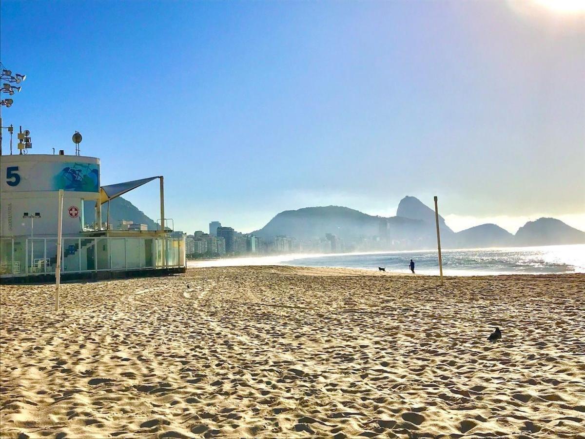 Encantos De Copacabana - 5 Hospedes E Praia Рио-де-Жанейро Экстерьер фото