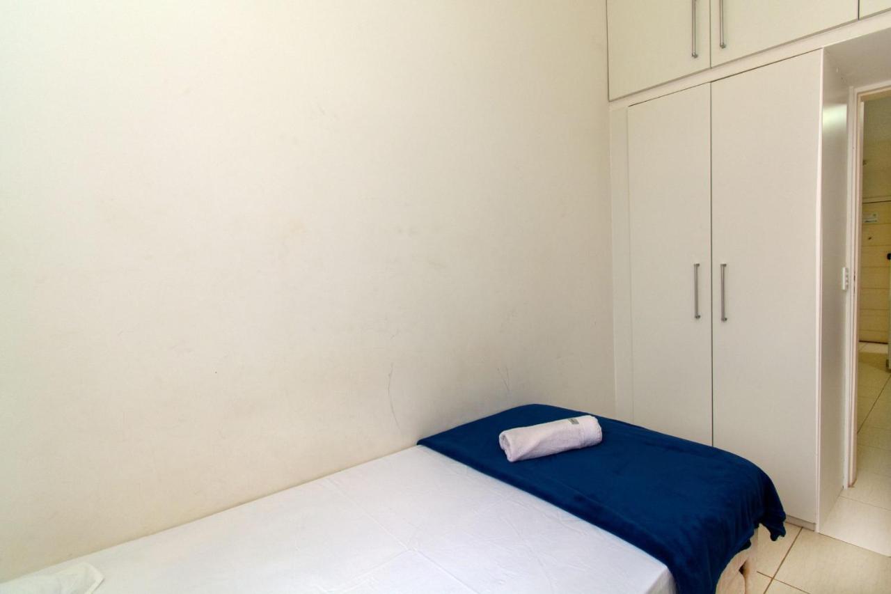 Encantos De Copacabana - 5 Hospedes E Praia Рио-де-Жанейро Экстерьер фото
