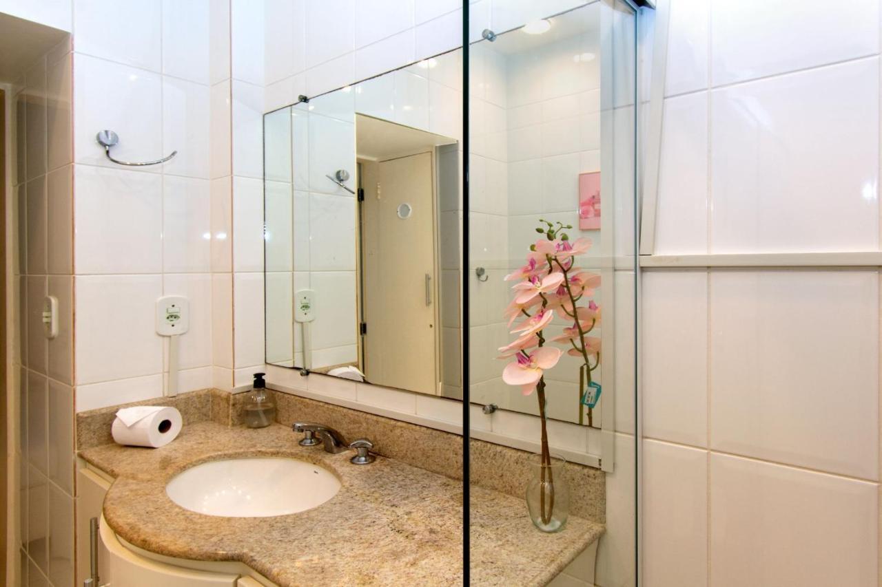 Encantos De Copacabana - 5 Hospedes E Praia Рио-де-Жанейро Экстерьер фото